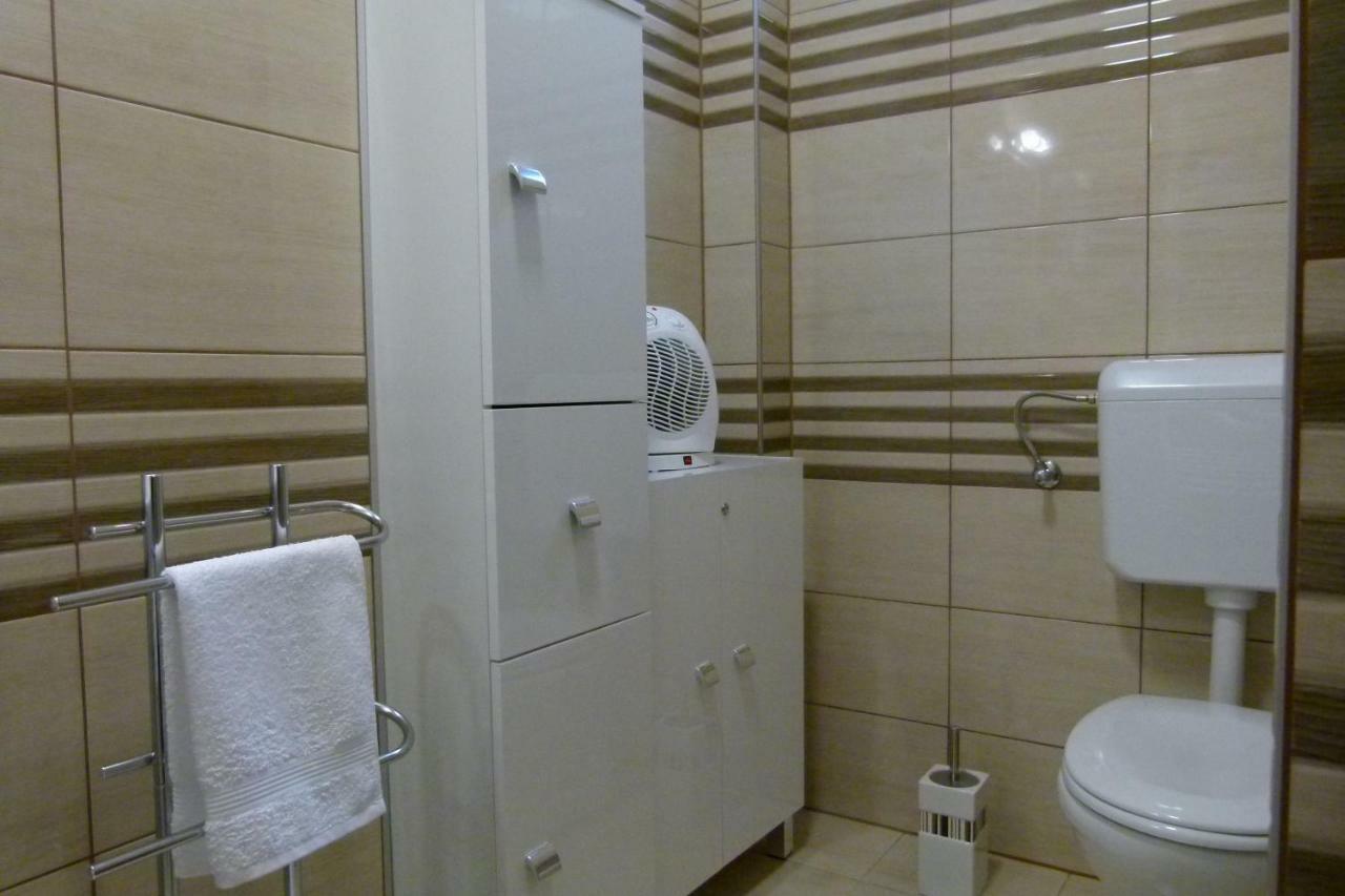 Wolf House Apartman Zalaegerszeg Eksteriør billede