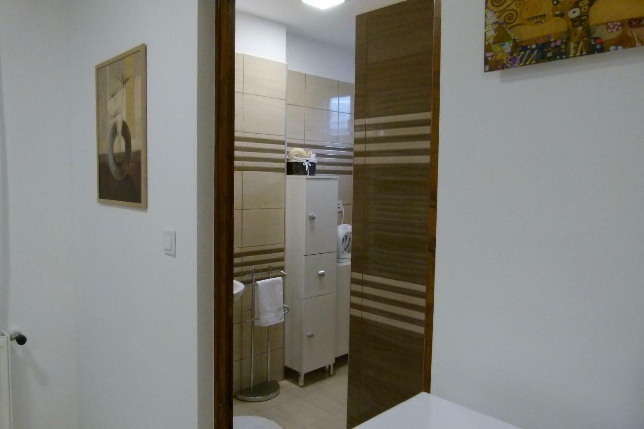 Wolf House Apartman Zalaegerszeg Eksteriør billede